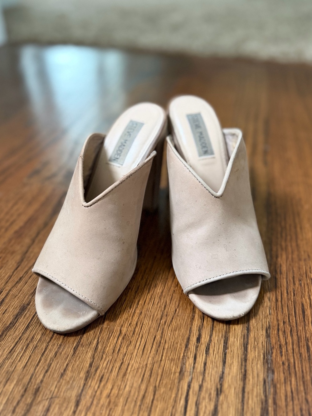 Steve Madden Nude Beige Suede Open Toe Block Heel Mules Size 5.5
